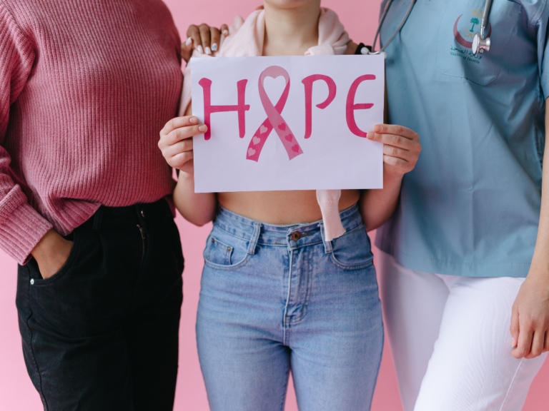Read more about the article Καρκίνος του μαστού – Δέκα ερωτήσεις και απαντήσεις για τον καρκίνο του μαστού.